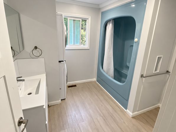 5 bedroom rental in West Vancouver — photo 11