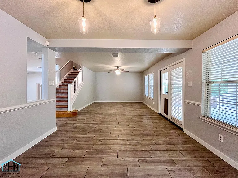 11205 Forest Pass Ct — Photo 7