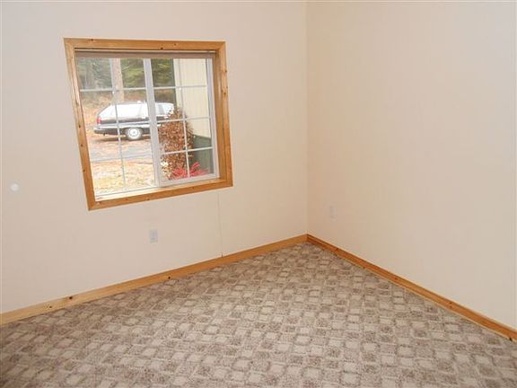 5th image of 31 Wildwood Ln