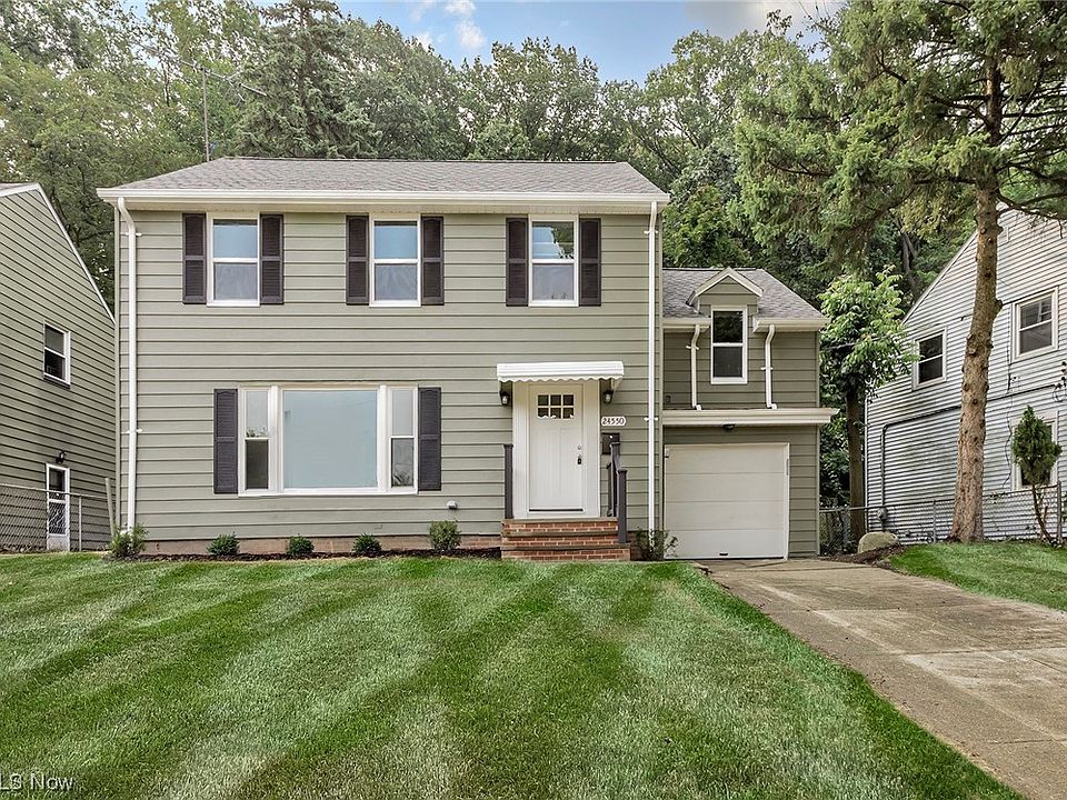 1st image of 24550 Hawthorne Dr