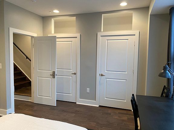 5th image of 419 N Holly St #1