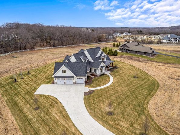 S1W33777 Abitz ROAD, Oconomowoc, WI 53066