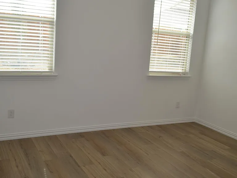 7924 Lindheimer Ln — Photo 26
