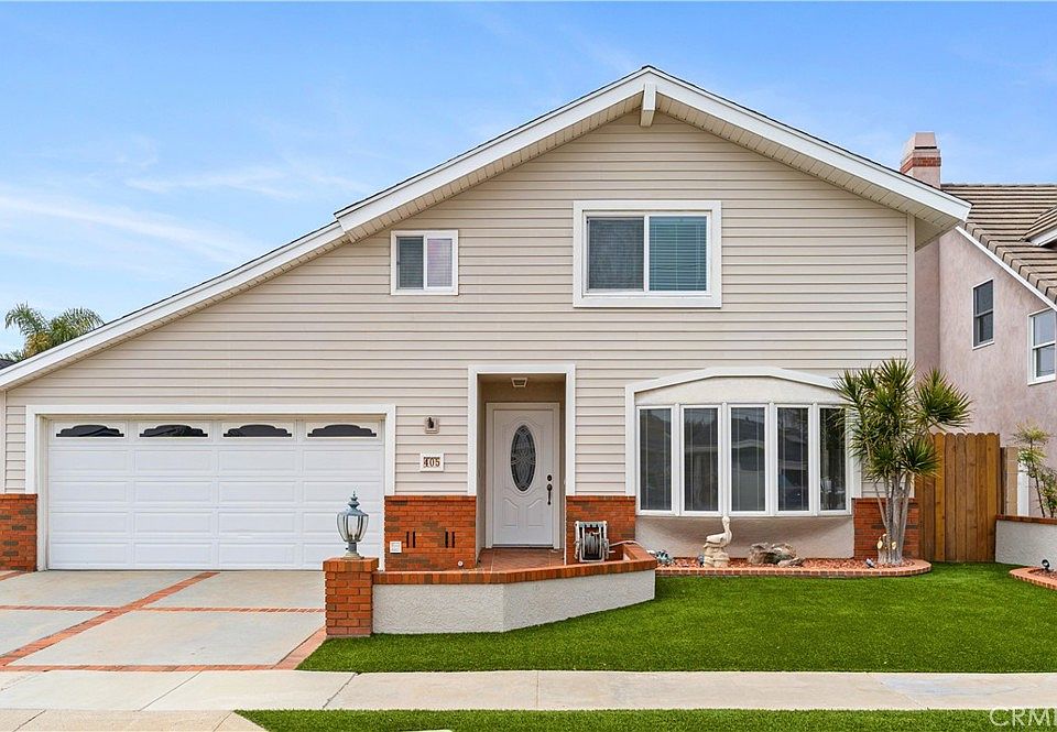 1st image of 405 Opal Cove Way