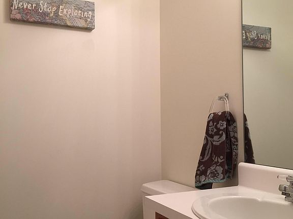 5th image of 3137 W 38th St