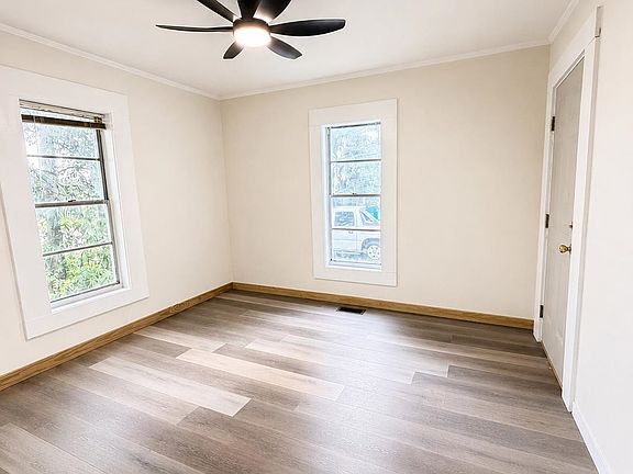 5th image of 599 SW Shelby Ave