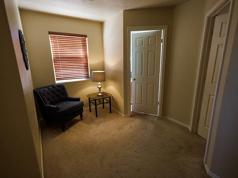 8224 Bluffs Edge Pl NW — Photo 11