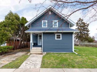316 Tremont St, Cedar Falls, IA 50613