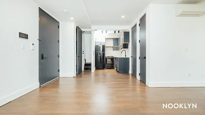 Rented by Nooklyn NYC LLC | media 51