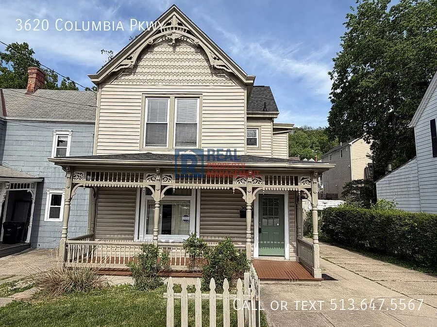 3620 Columbia Pkwy