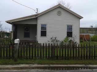 309 Front St, Century, FL 32535