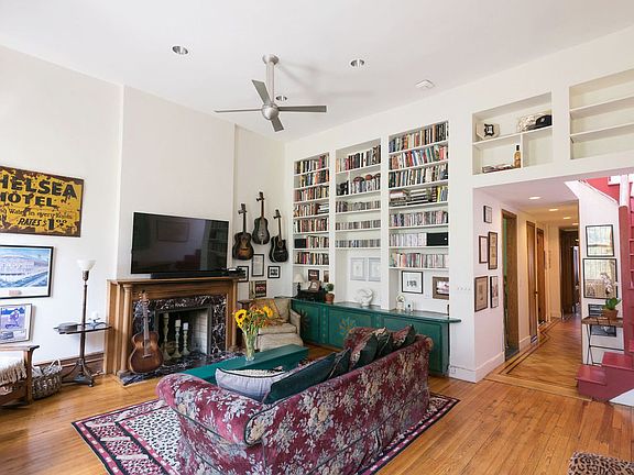 2nd image of 39 W 87th St