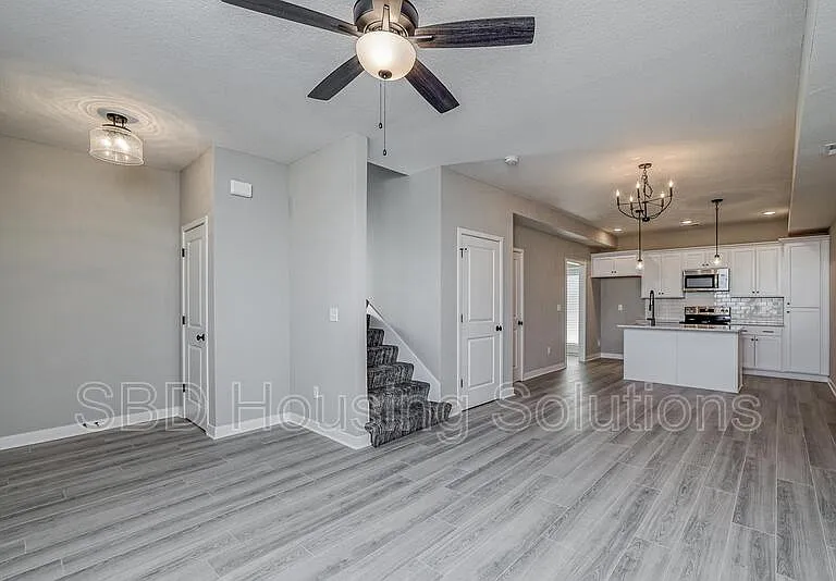 27305 Oak View Dr — Photo 4