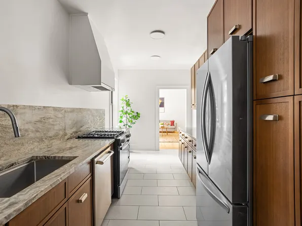 83-10 35th Avenue image 4 of 12