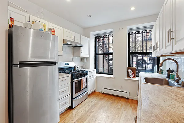 Rented by Oxford Property Group | media 5