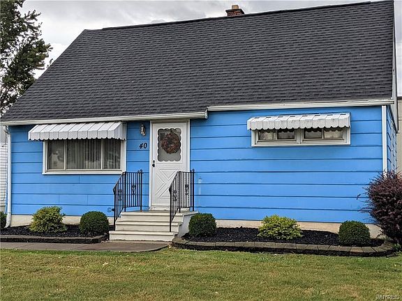 3rd image of 40 Wallace Ave