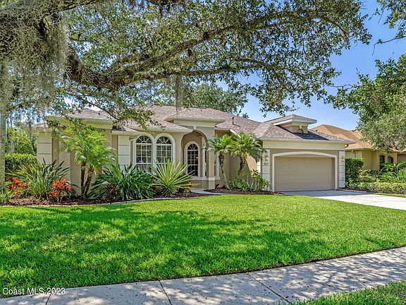 3rd image of 8019 Kingswood Way