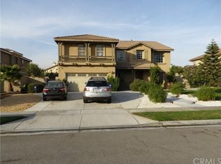 16580 Bayleaf Ln, Fontana, CA 92337