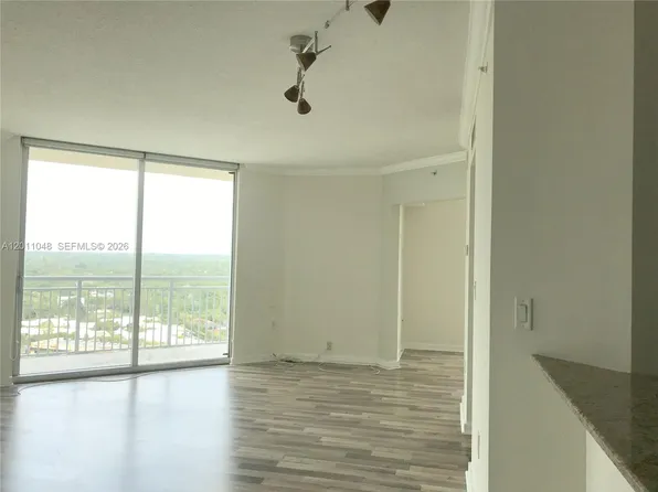9055 SW 73rd Ct, Miami, FL