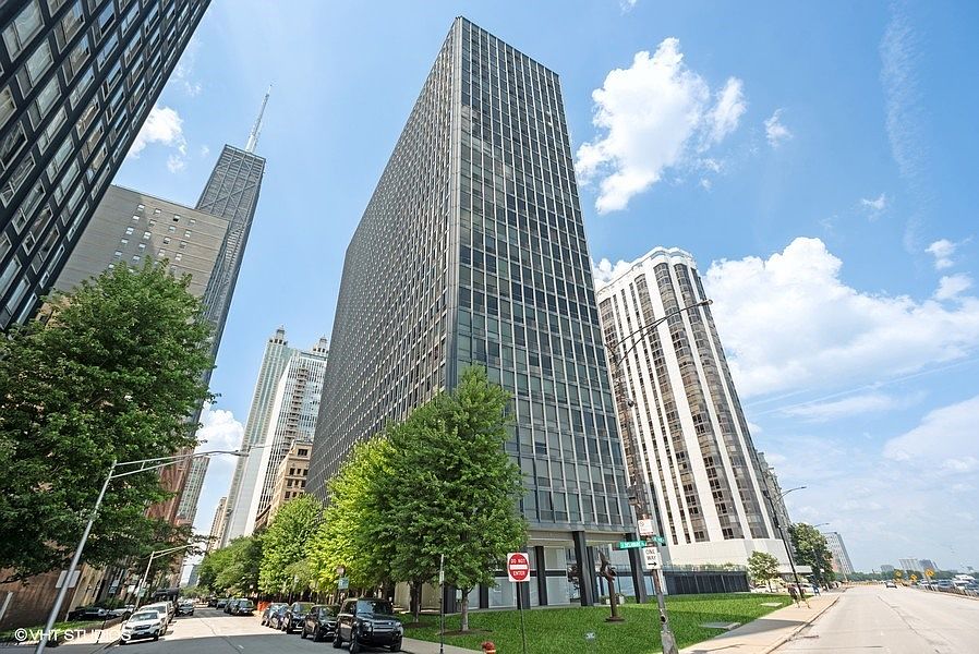 1st image of 900 N Lake Shore Dr APT 706