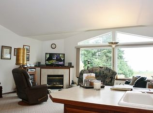 762 Wakina Loop SE, Ocean Shores, WA 98569