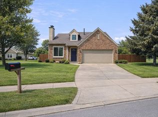 510 Mallory Cir, Franklin, IN 46131