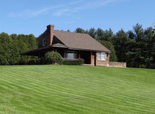 124 Verbank Rd, Millbrook, NY 12545