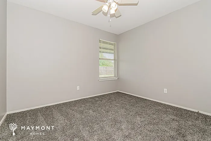 512 Bryn Mawr — Photo 11