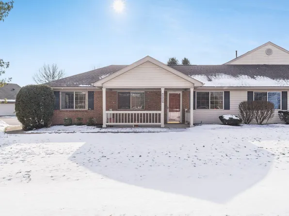 4045 Castel Dr, Groveport, OH 43125