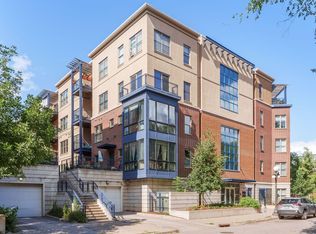 209 8th St E APT 107, Saint Paul, MN 55101