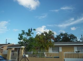 11338 SW 6th St, Sweetwater, FL 33174