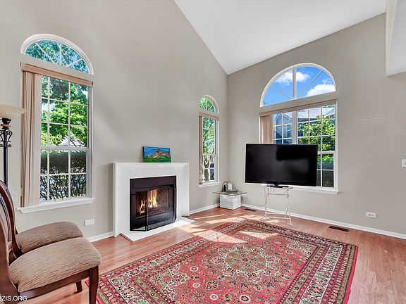 2nd image of 1440 Eagle Ct
