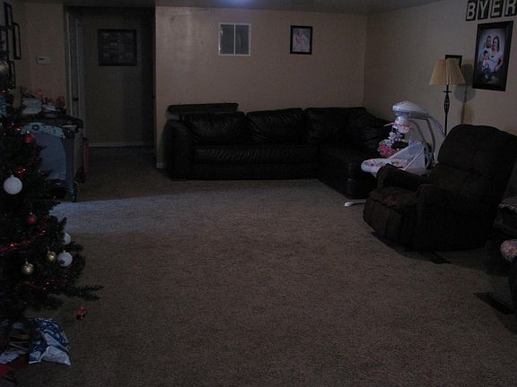 4th image of 698 Brandi Ln