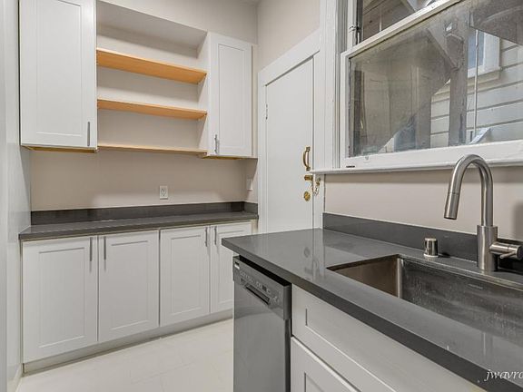 5th image of 1250 Taylor St #6