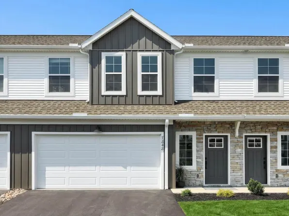 7848 Oak Brook Dr, Harrisburg, PA 17112