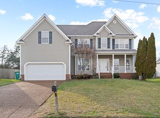 2624 Hansford Dr, Thompsons Station, TN 37179