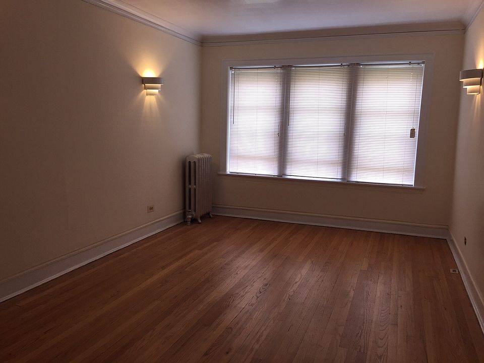 1st image of 5058 N Wolcott Ave APT 2E