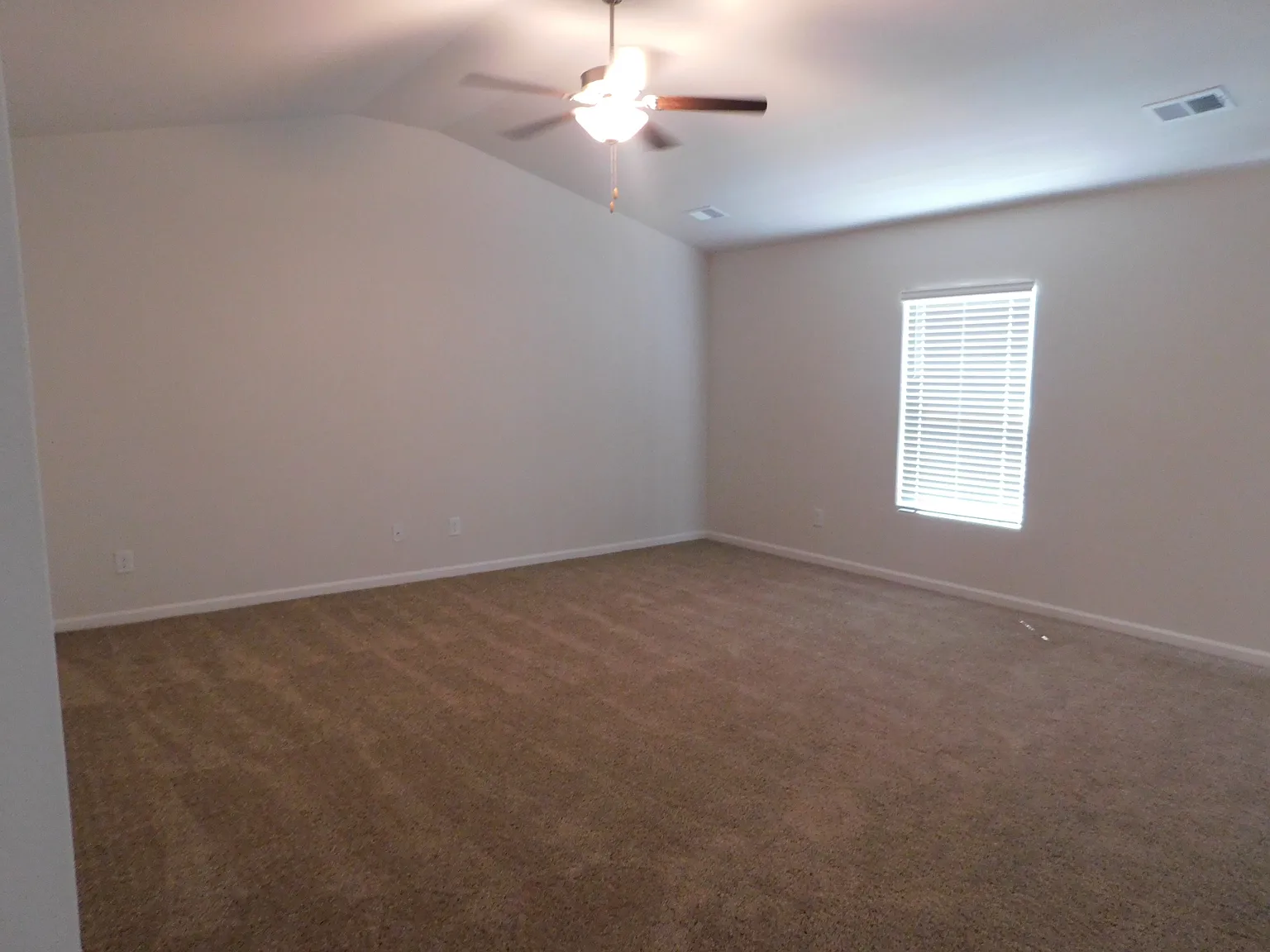 228 Sundew Road - 1 — Photo 4