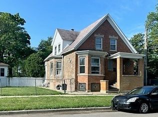 911 W 84th St, Chicago, IL 60620