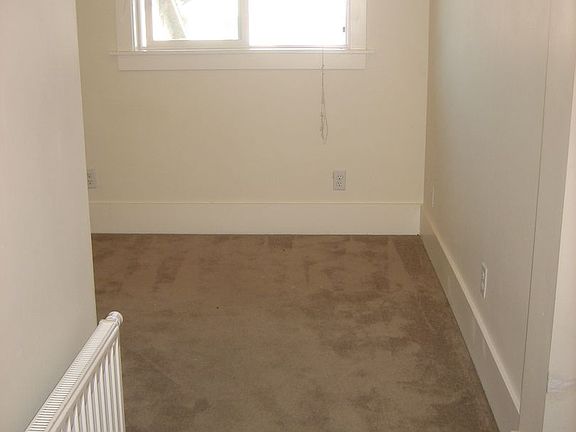 4th image of 4736 18th Ave NE #2