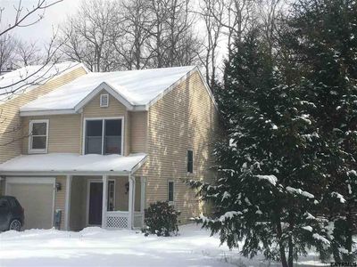 9 Schuyler Ct, Halfmoon, NY, 12065