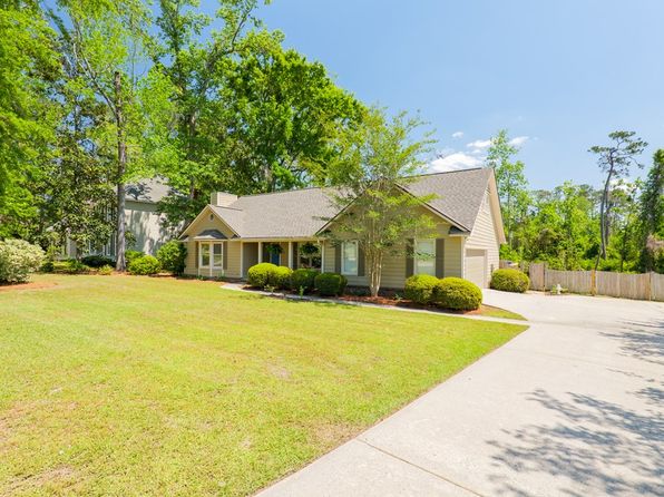 1002 Williamsburg Dr, Valdosta, GA 31602