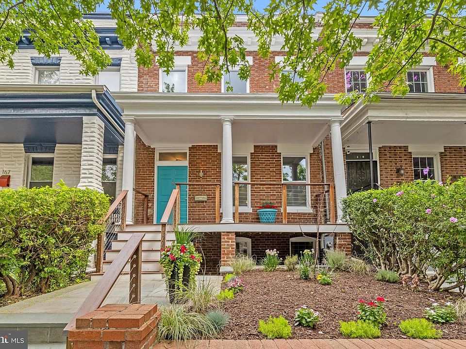 1st image of 165 Adams St NW