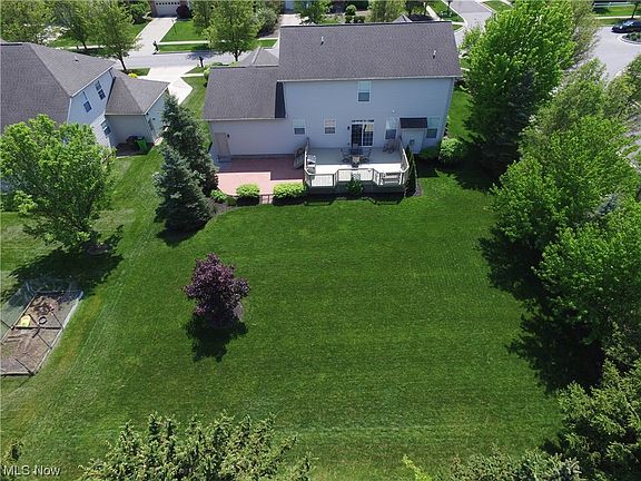 2nd image of 3065 Willowbrook Dr