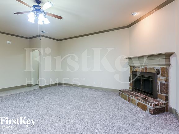 2nd image of 1740 Colorado Dr