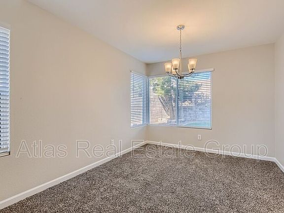 3rd image of 1905 Cedar Bluffs Way