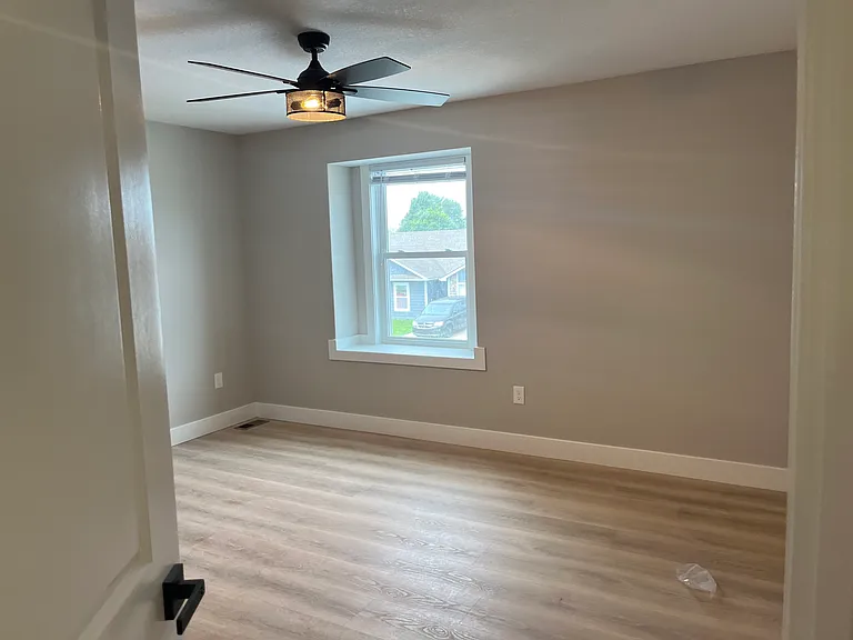 7042 SW Greenview Dr — Photo 9