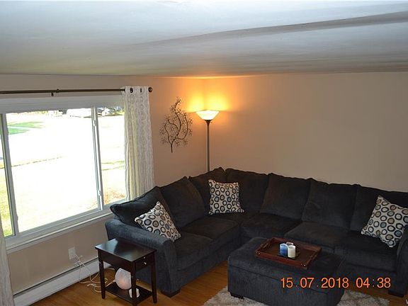 3rd image of 145 Laurelton Dr