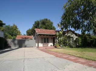 1868 N Holliston Ave, Pasadena, CA 91104
