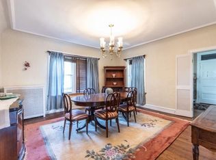 2472 W Estes Ave #3, Chicago, IL 60645